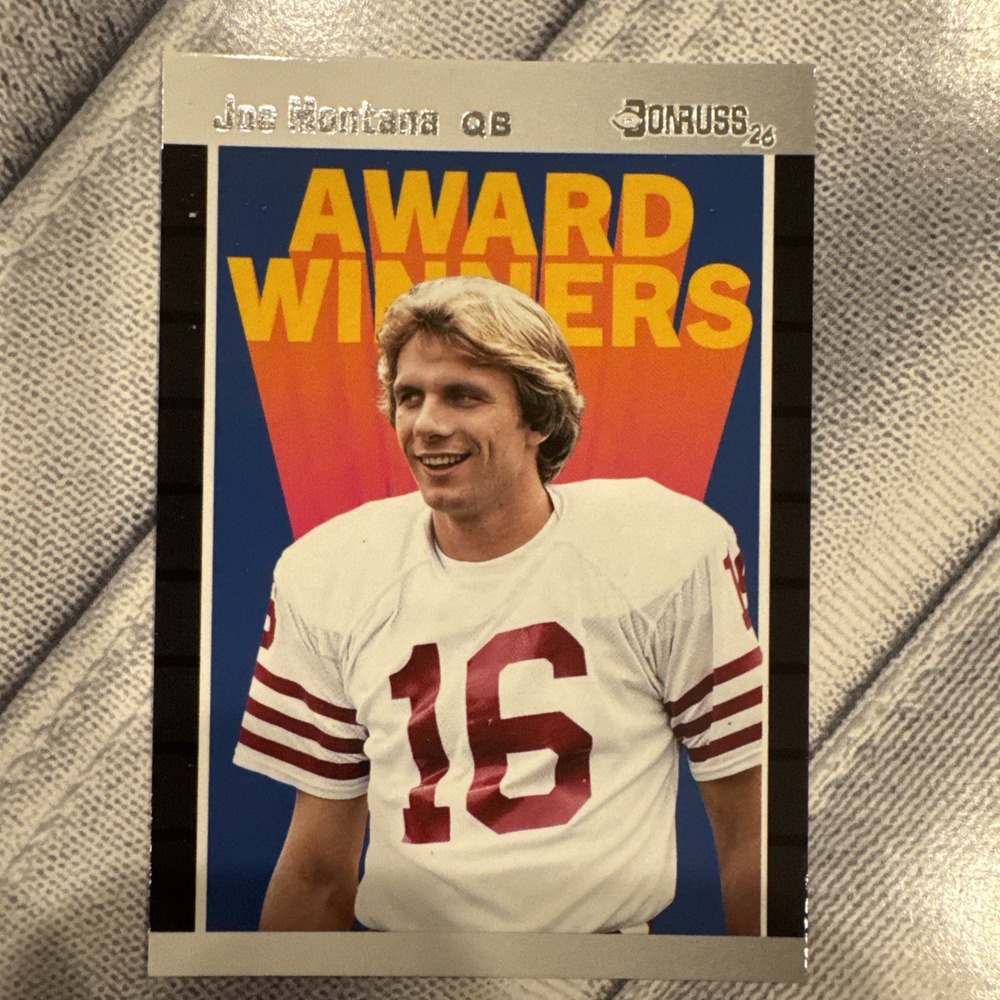 2026 Panini Decades 90s Pop Culture Joe Montana Award Winners Insert AW-JM